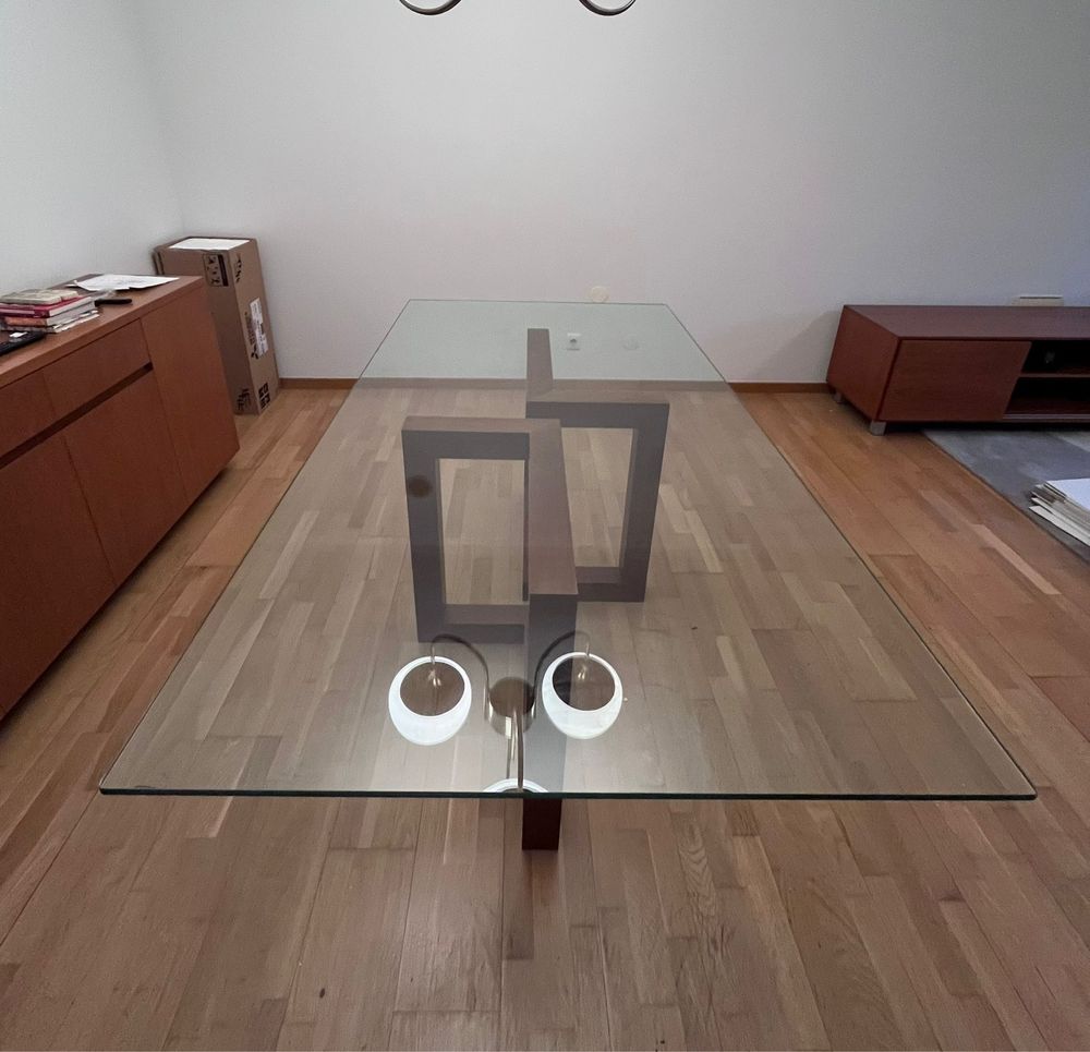Mesa de sala em vidro, design