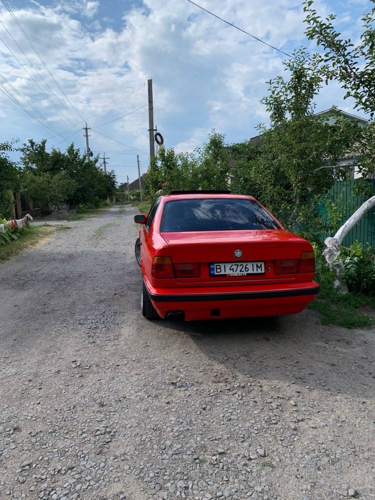 Бмв е   34 м20б25