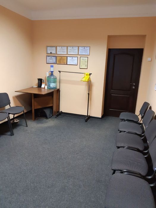 Офіс закритого типу. Полтавська 4. Центр. Власник.