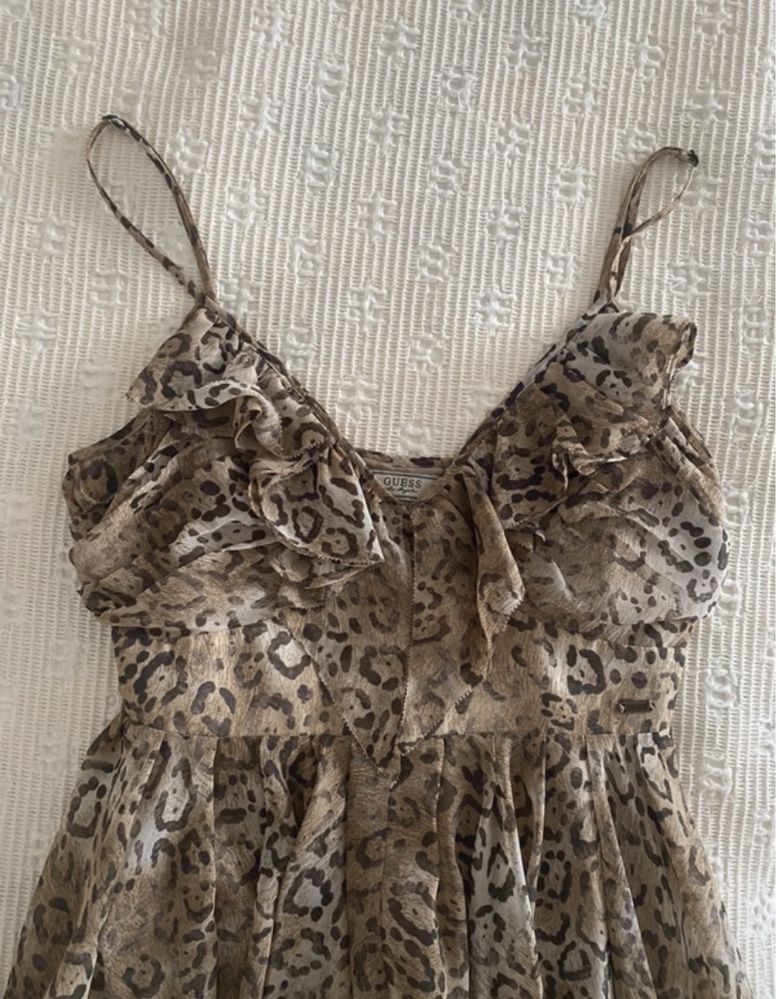 Vestido leopardo Guess