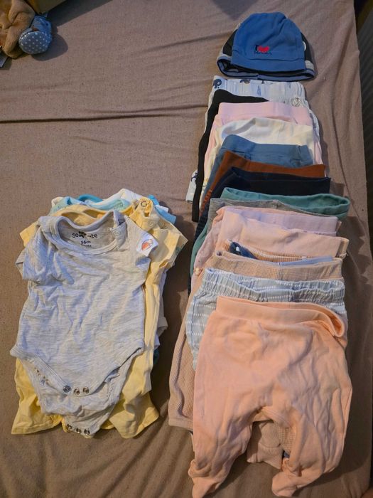 Zestaw ciuszek niemowlęcych chłopiec używanych 78szt