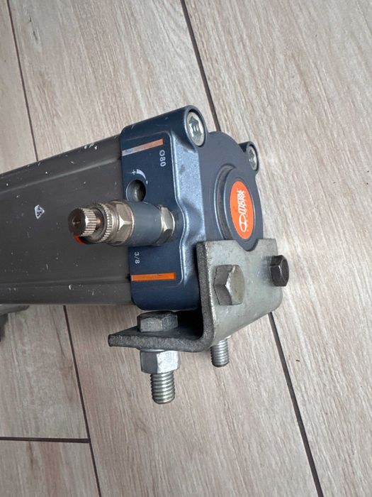 Siłownik pneumatyczny  MetalWork 121A800125AP