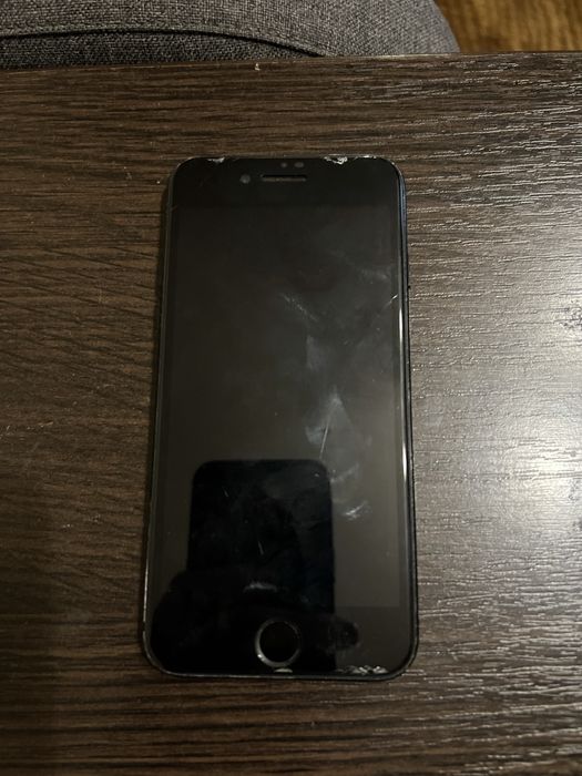 iPhone 7 на 128гб