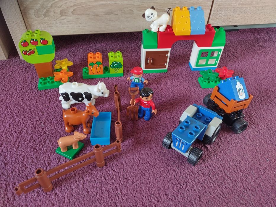 Traktor z przyczepą farma LEGO Duplo