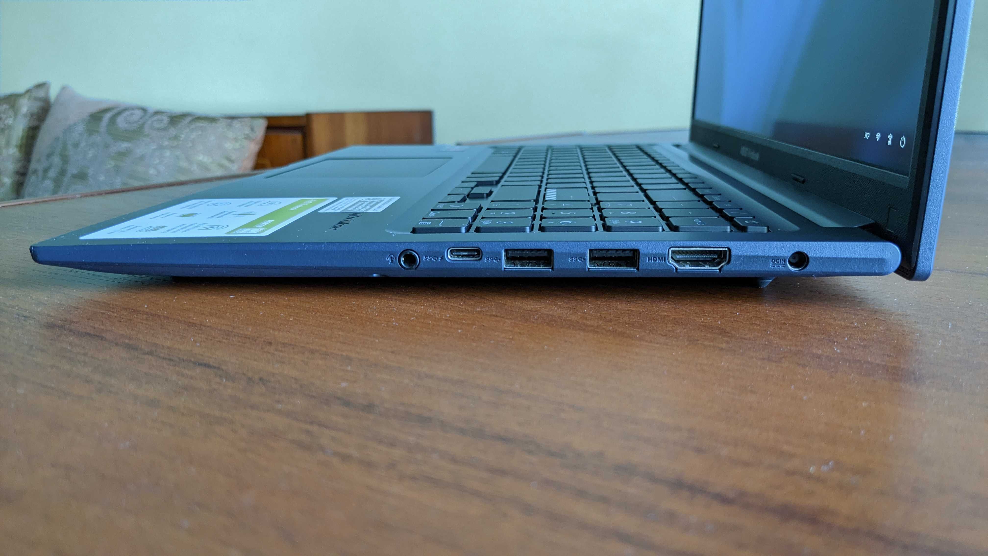 Ноутбук ASUS Vivobook 15 M1502YA-BQ112