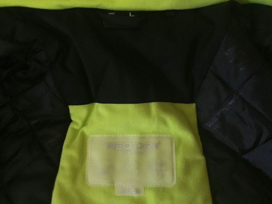 Гірськолижна куртка чоловіча розмір L