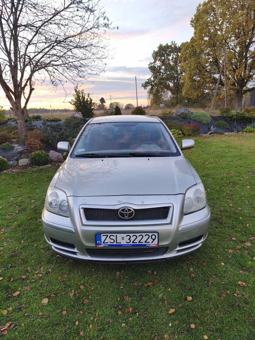 Toyota Avensis t25 1.8 benz.2005 rok