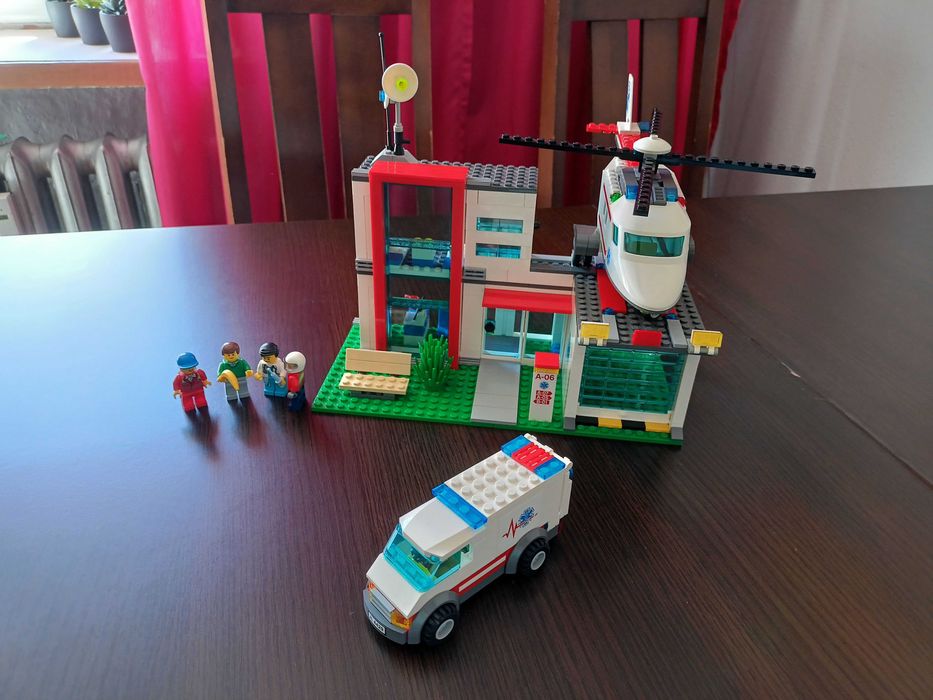 LEGO City 4429 Centrum ratunkowe, szpital