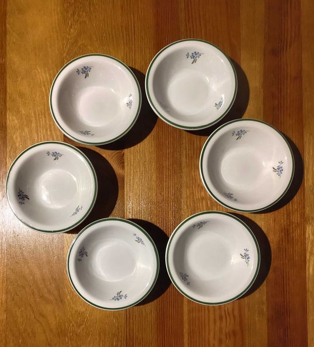 Miseczki porcelanowe komplet 6 szt. ( PRL – Lubiana )