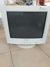 Monitor Hyundai Image Quest V770+