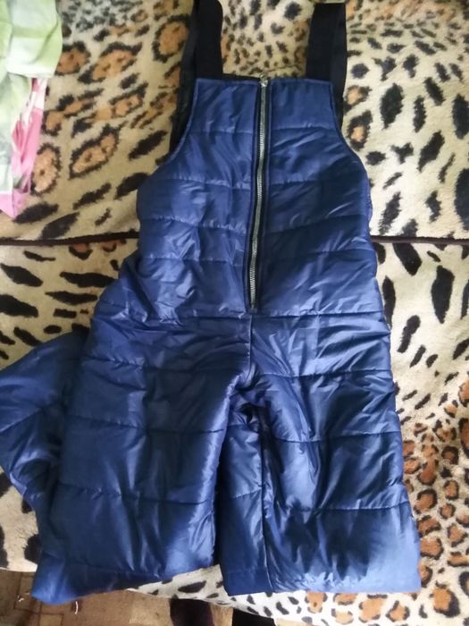 Жіночий зимовий комбінезон