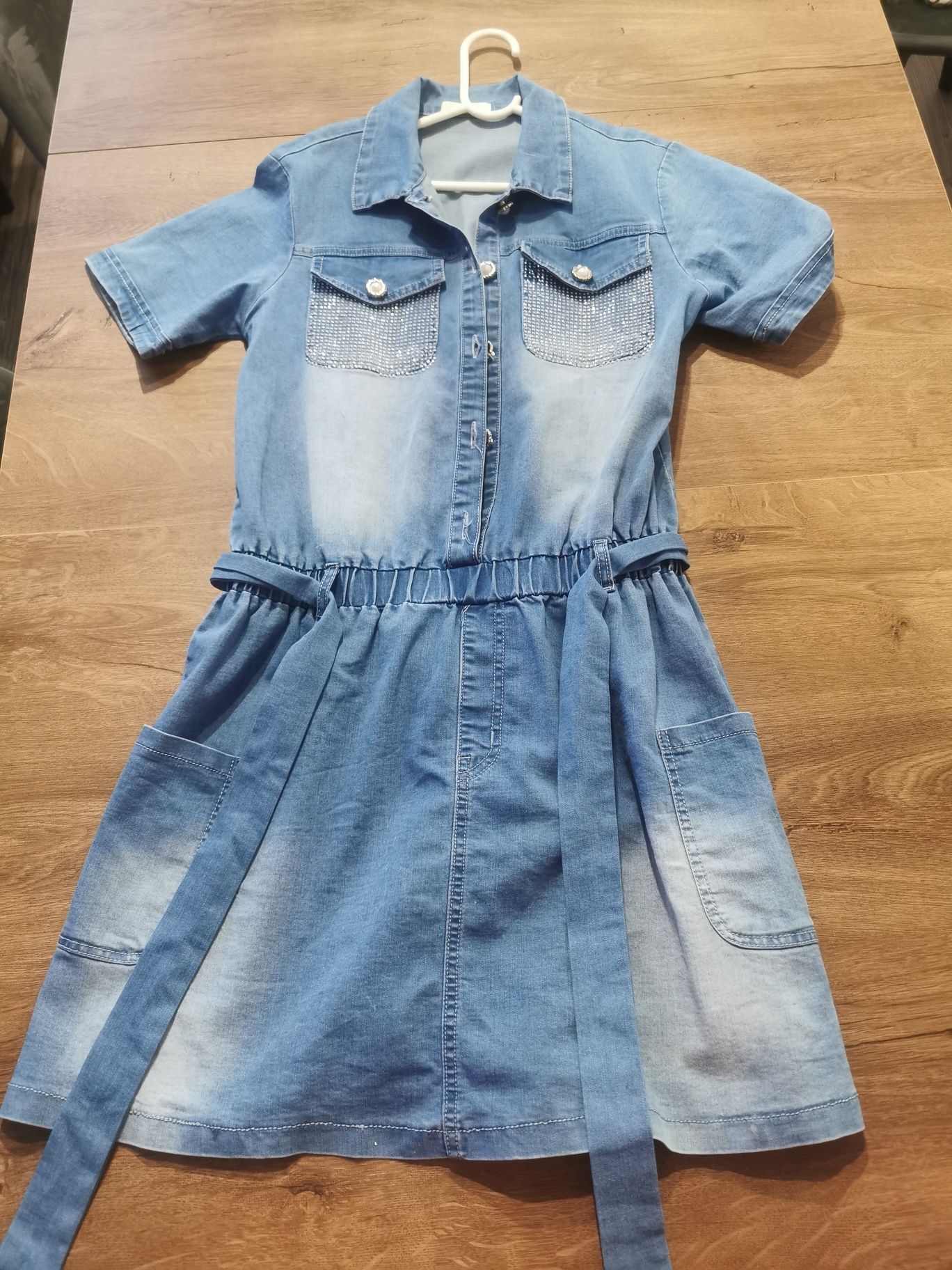 Sprzedam sukienke jeans