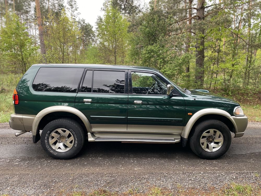 Mitsubishi pegero sport