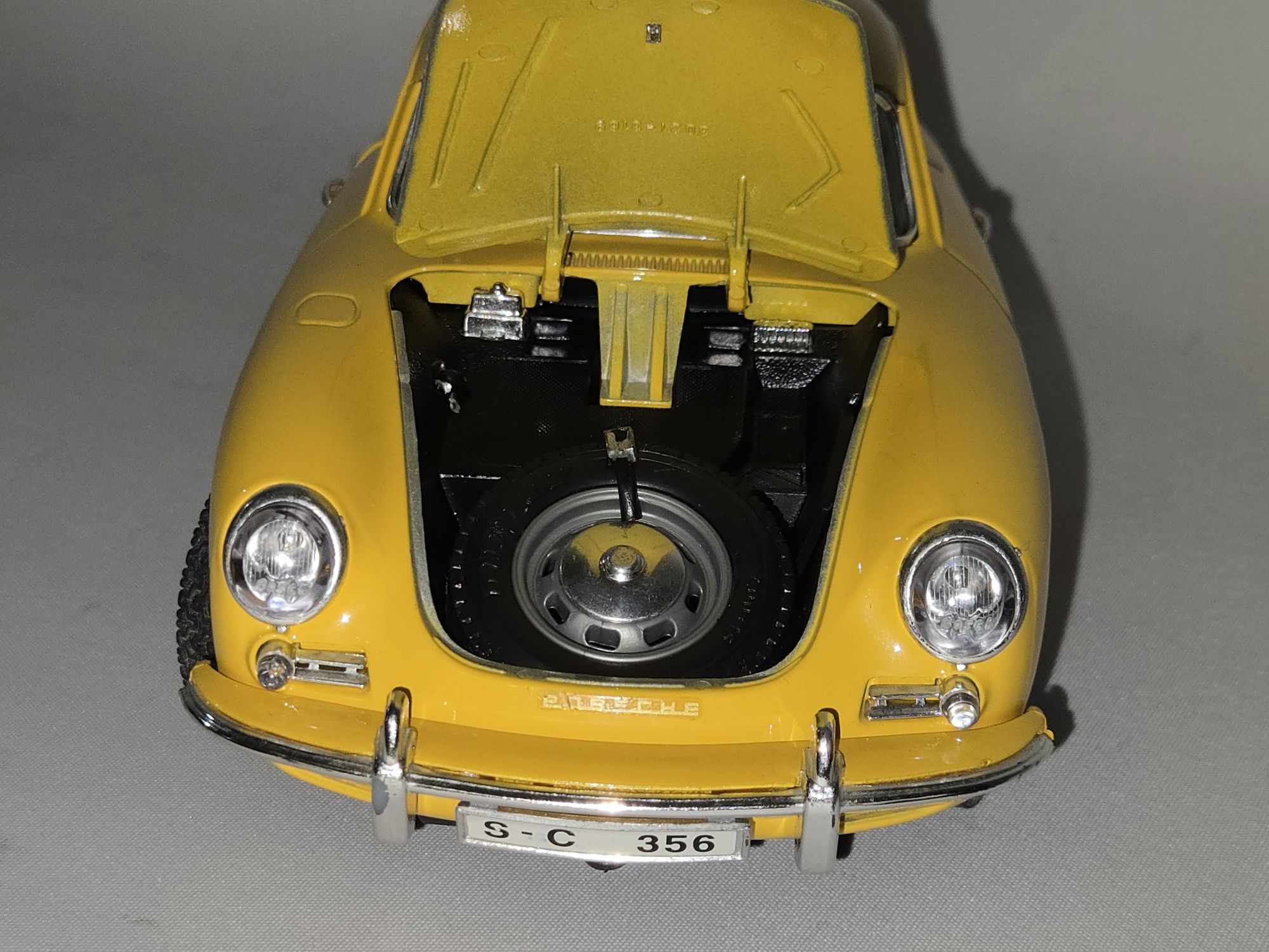 Miniatura Porsche 356B 1/18