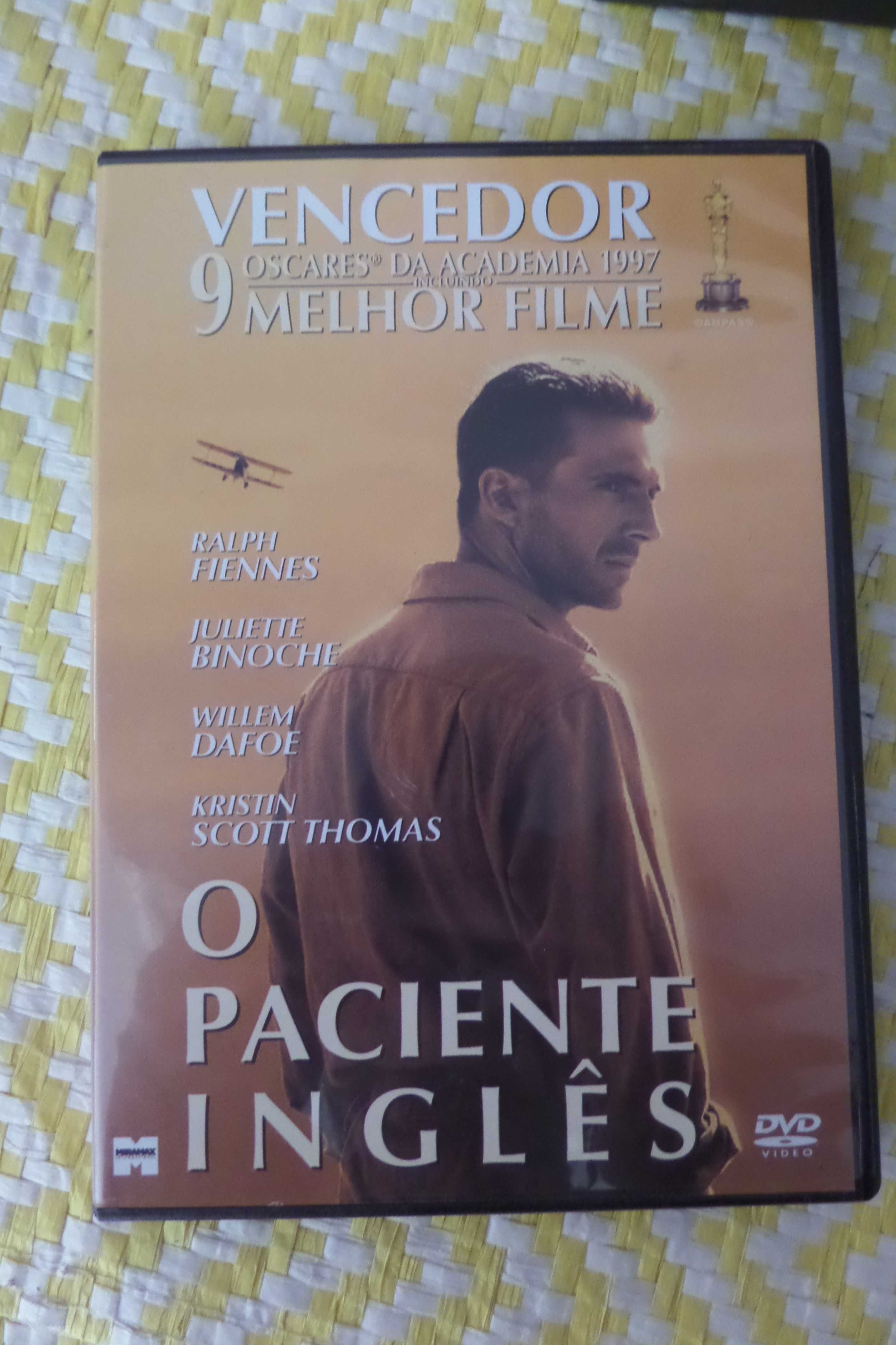 O PACIENTE INGLÊS 

- drama – 
Ralph Fiennes/ Juliette Binoche