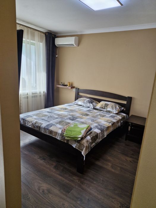 Посуточно,  почасово  Запорожье, недалеко от жд  вокзала, сити молл