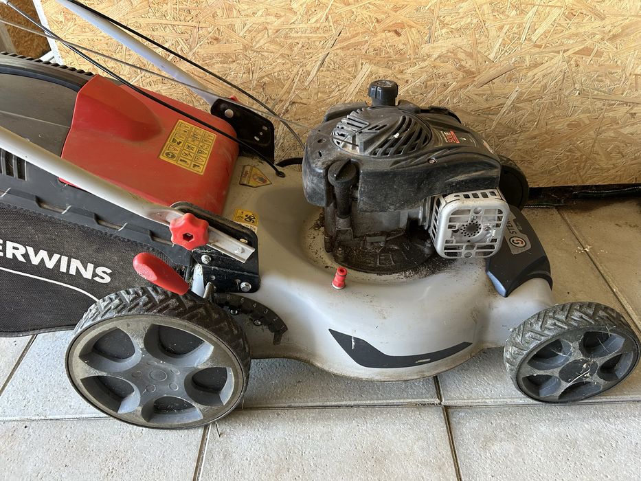 Corta relva a gasolina 2.4kw 46cm Sterwins