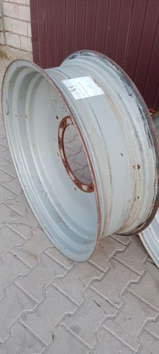 Felgi wąskie do międzyrzędzi CASE NEW HOLLAND