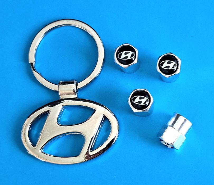 *NOWY* Breloczek HYUNDAI + Nakrętki na wentyle srebrne komplet tuning