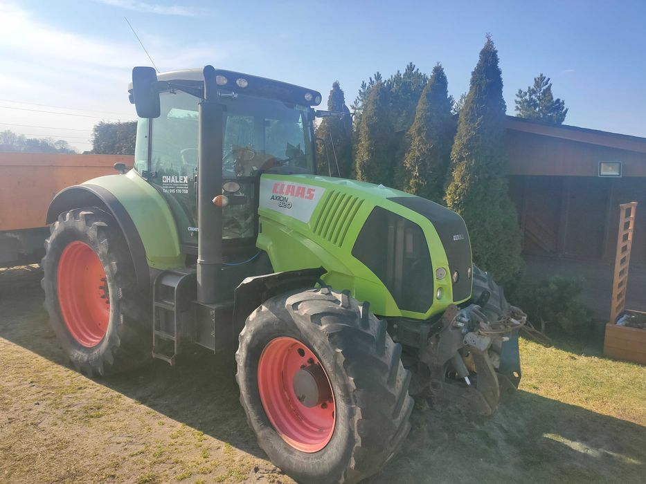 Ciągnik rolniczy CLAAS AXION 820