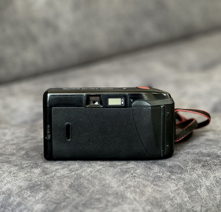 Продам фотоапарат Canon Sure shot Supreme