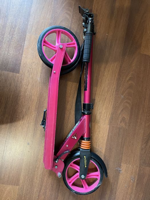 Продаю Б/у самокат Best Scooter