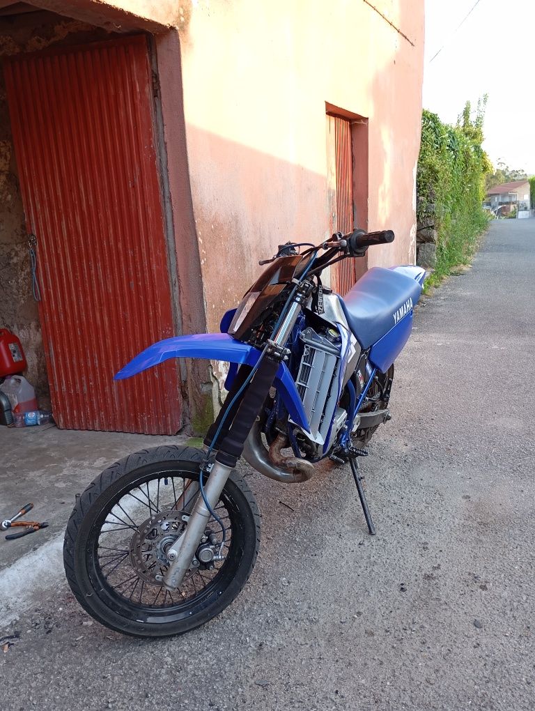 Vendo ou troco dtr 125