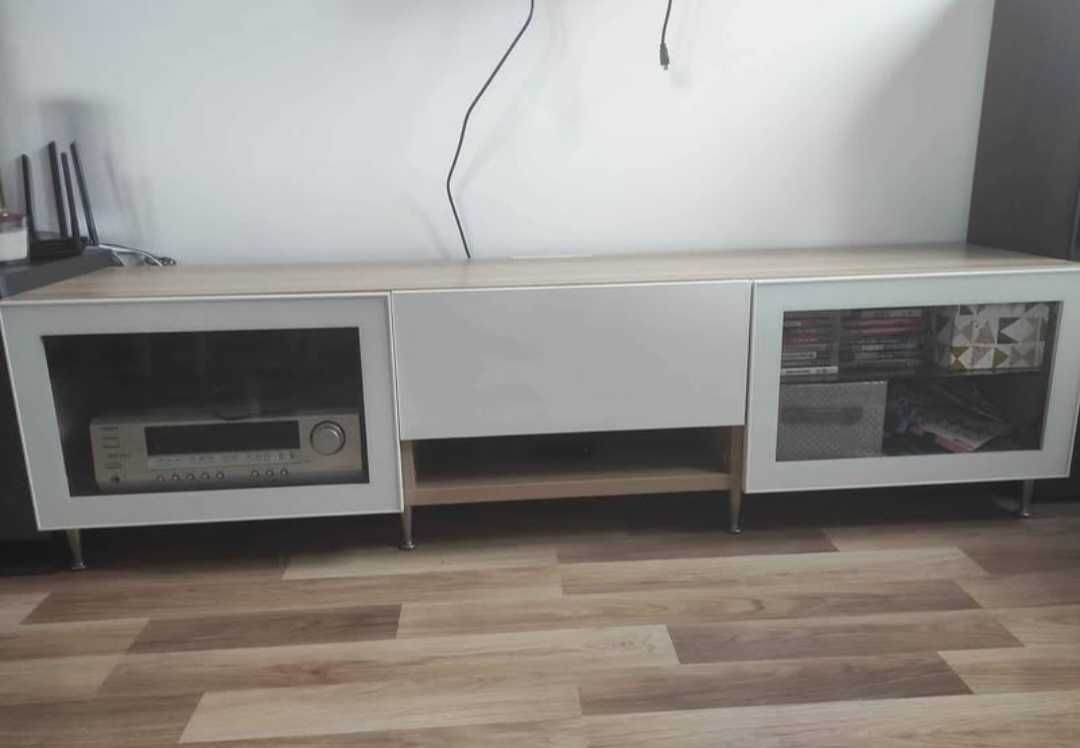 Szafka pod telewizor