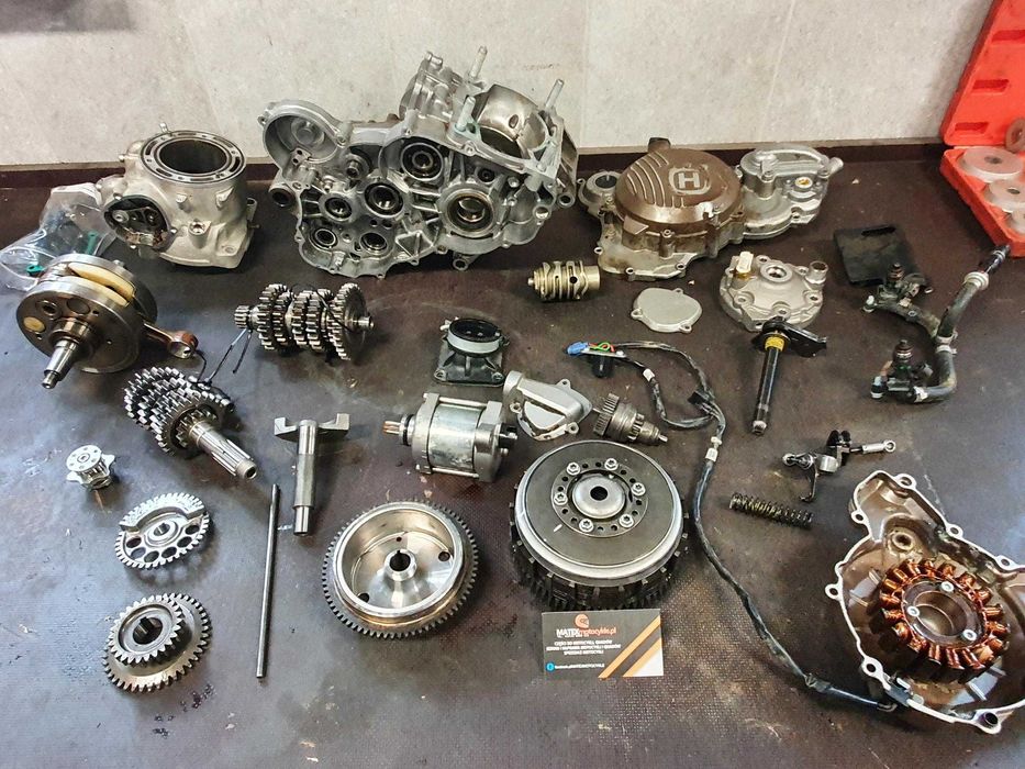 Wał Husqvarna Serwis Naprawa Silnik KTM 300 TPI części 250 remont tłok