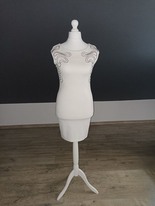 Sukienka Reserved. Rozmiar S.