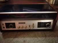 Radio e Gira Discos Sony