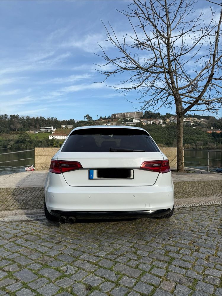 Audi a3 8v sline full extras 2.0 tdi automatico