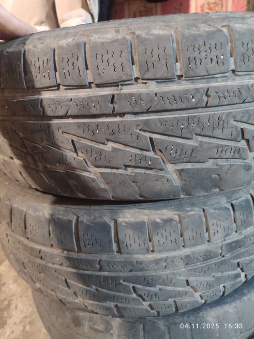 Резина 195 65 R15 зима 2шт.