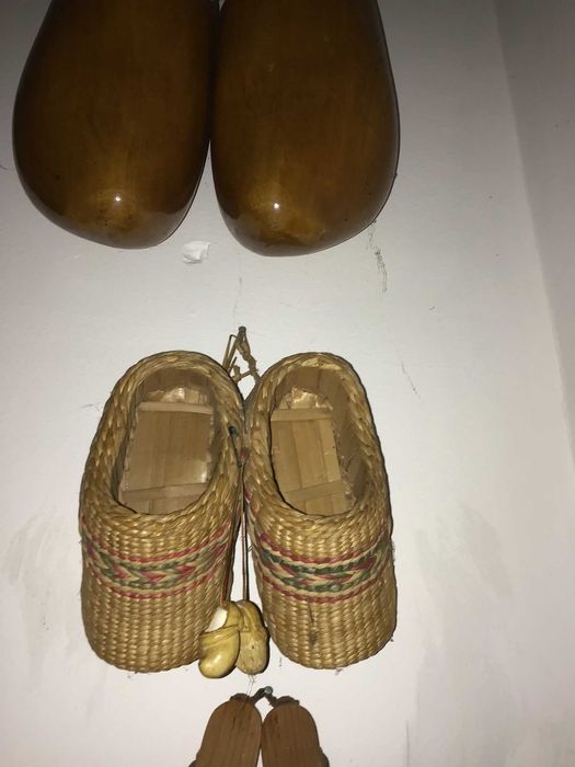 2 pares de tamancos pequenos