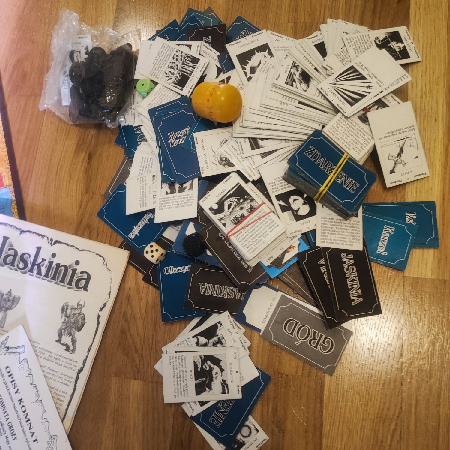 Magiczny miecz + Gród + Jaskinia - 3 wspaniałe planszówki  z lat 90tyc