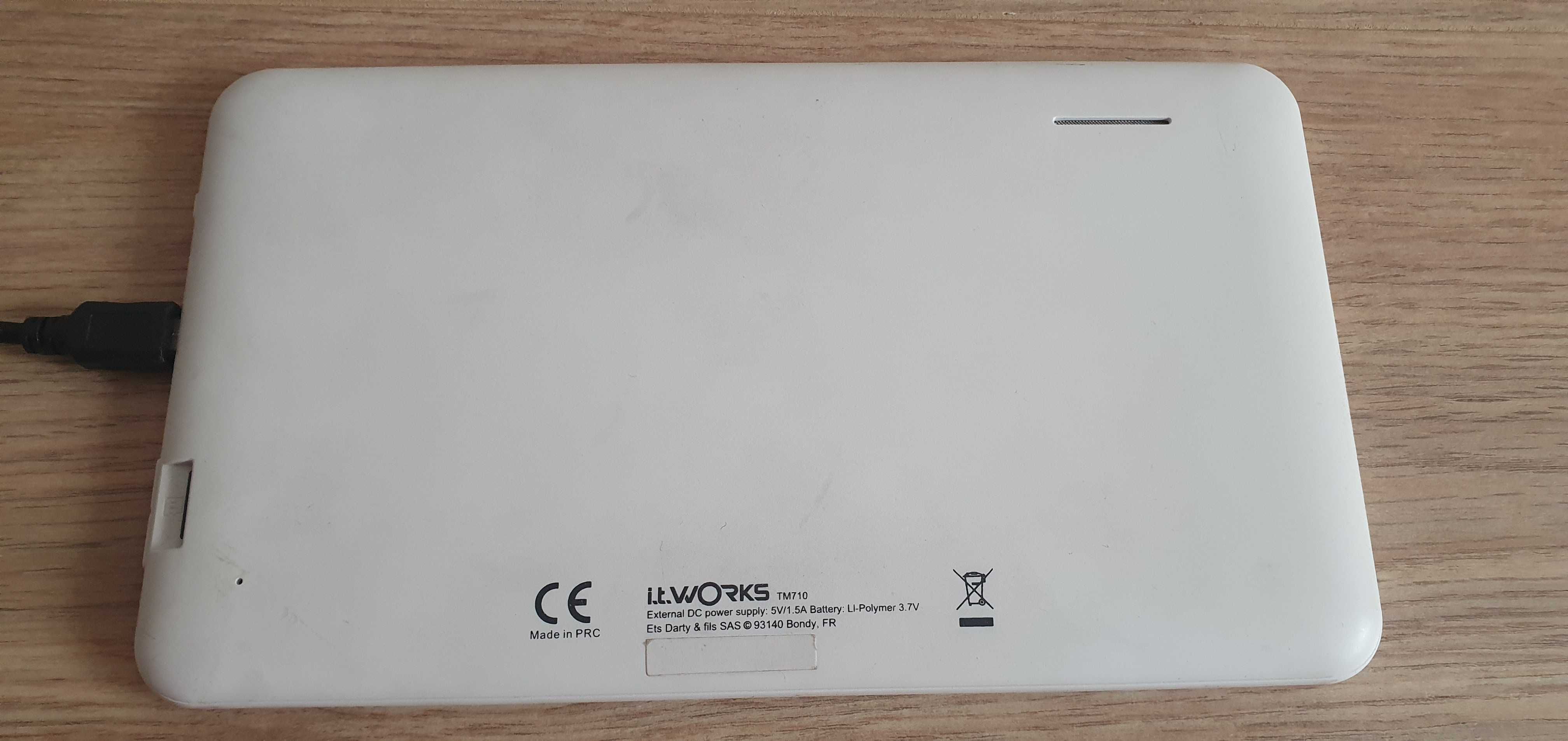 Продам Планшет i.t.WORKS TM710 Б/У битый Экран.