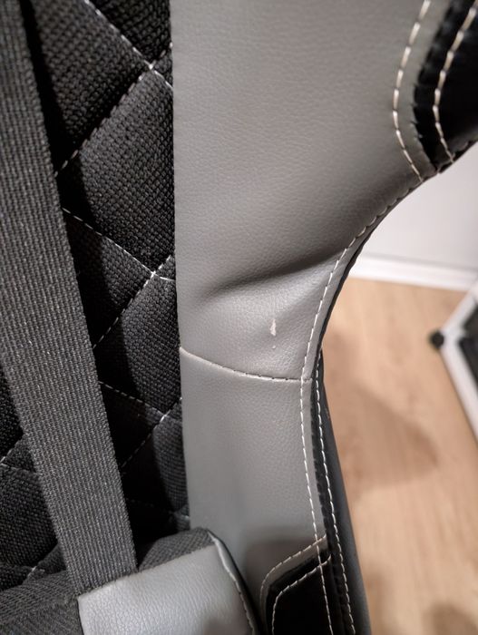 Cadeira Trust Gaming GXT