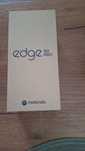 Smartfon edge 50PR0