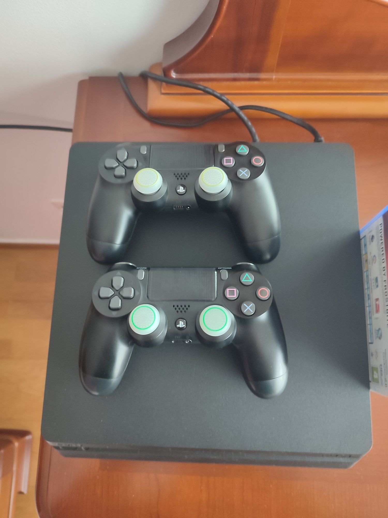Consola ps4 slim - 1 Tb-firmware 12.02