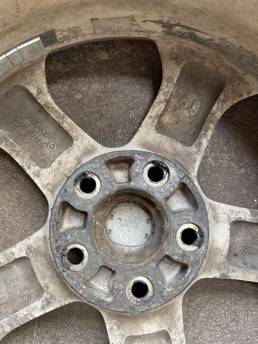 Колеса диски R17 5 х 114.3 резина Marshal 225 / 50