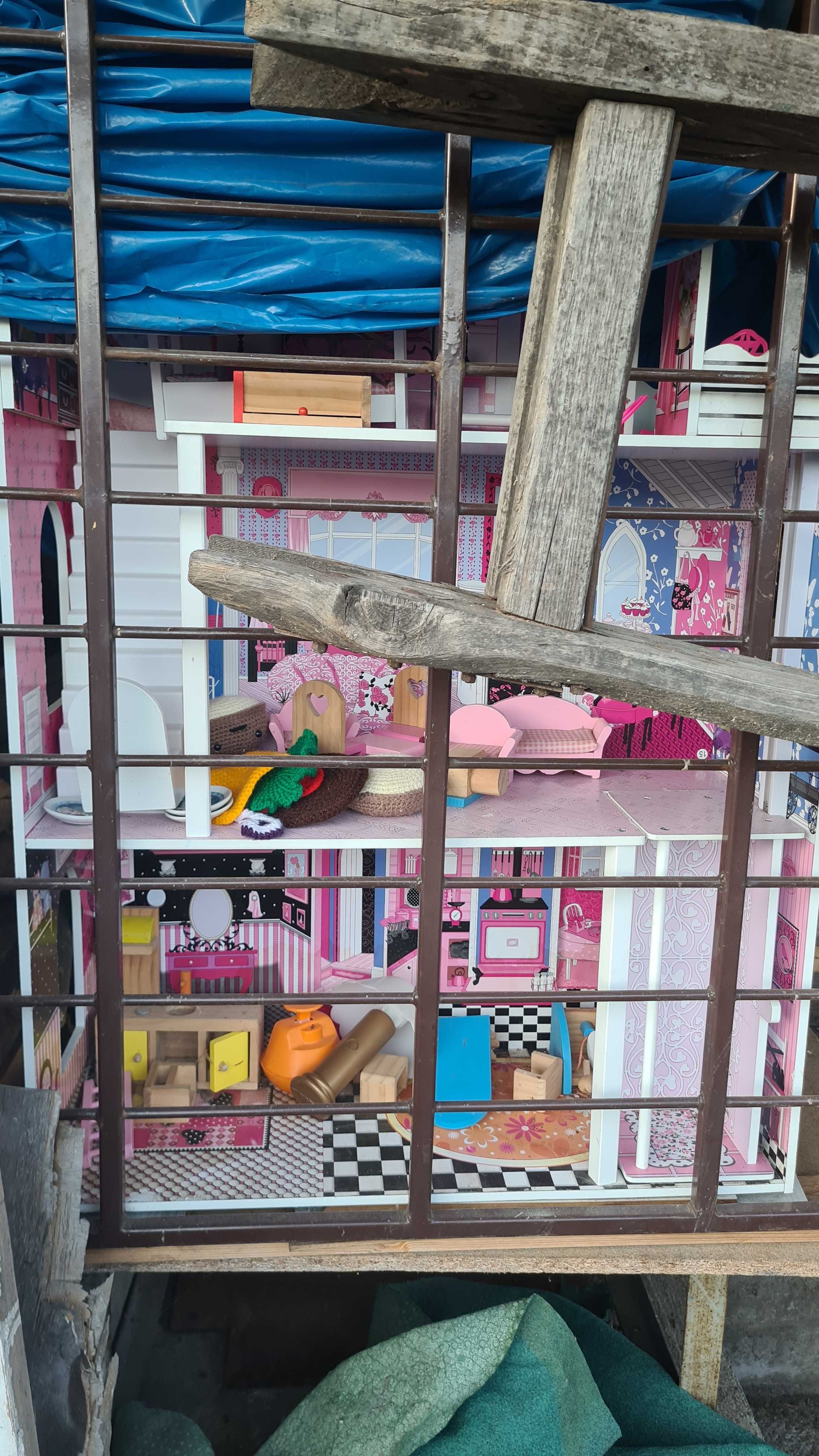 Wózek, domek dla lalek, piaskownica. Oddam za darmo