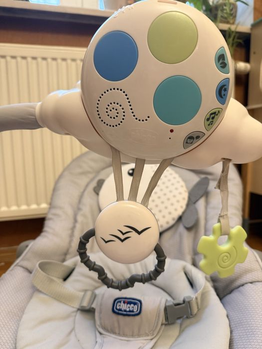 Крісло-гойдалка  шезлонг Chicco Balloon