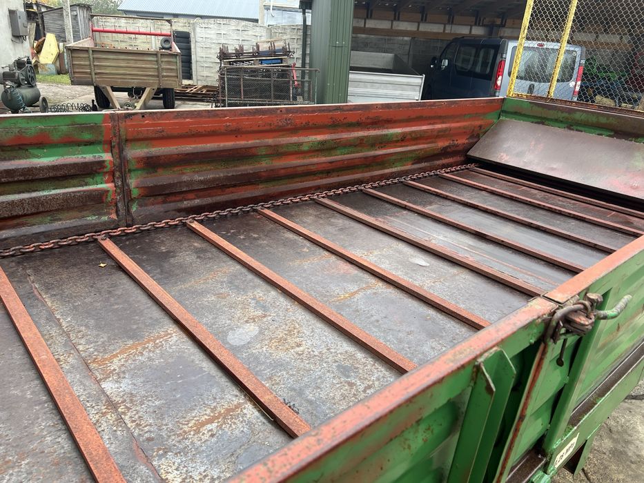 Продам гноєрозкидач органічних добрив