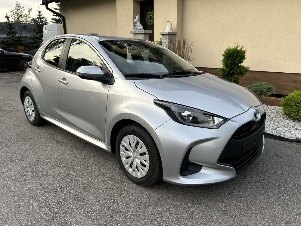 Toyota yaris 4 hybryda super stan