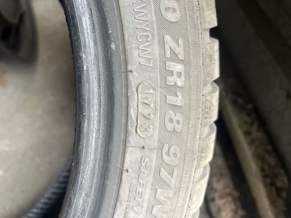 2x 245/40/18 opony zimowe 2023 Kumho WinterCraft WP52 6,5mm 2szt