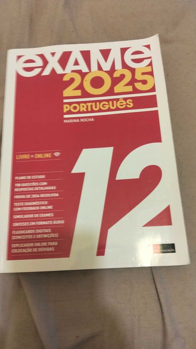 Livros de escola e outros