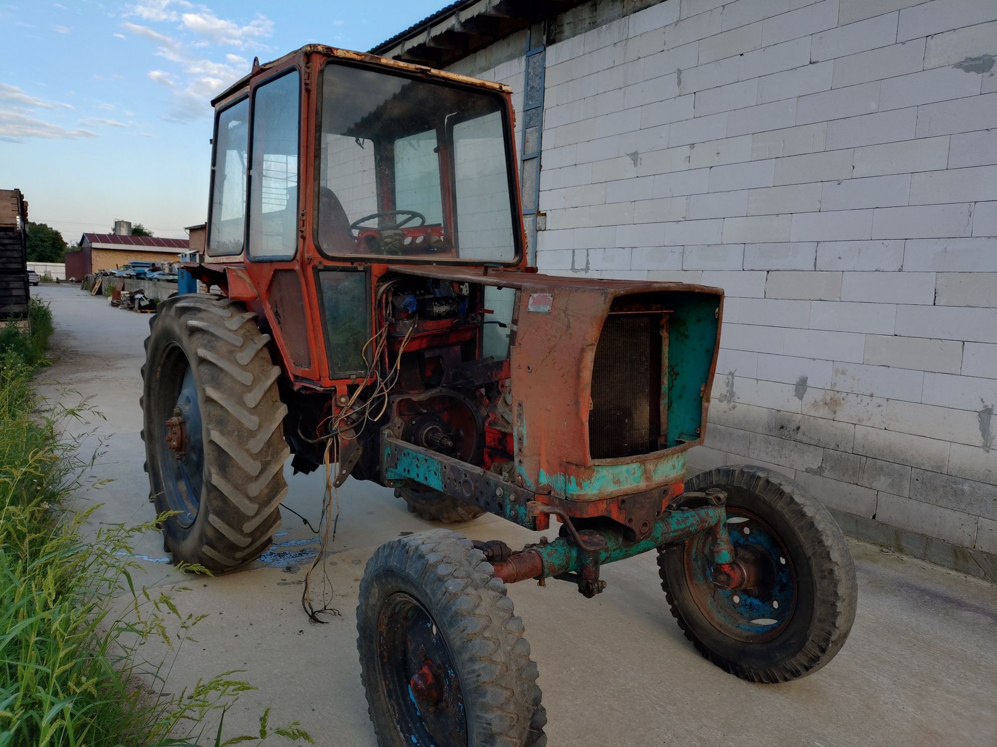 трактор ЮМЗ 6, продам