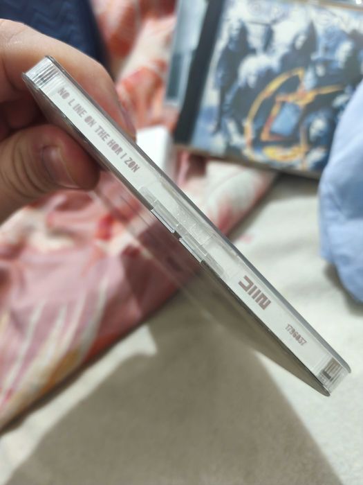 U2 – No Line On The Horizon
CD sem riscos