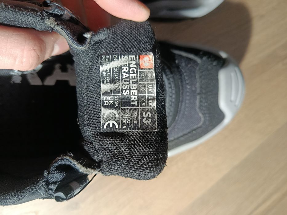 STRAUSS BUTY 44 Rozmiar   .