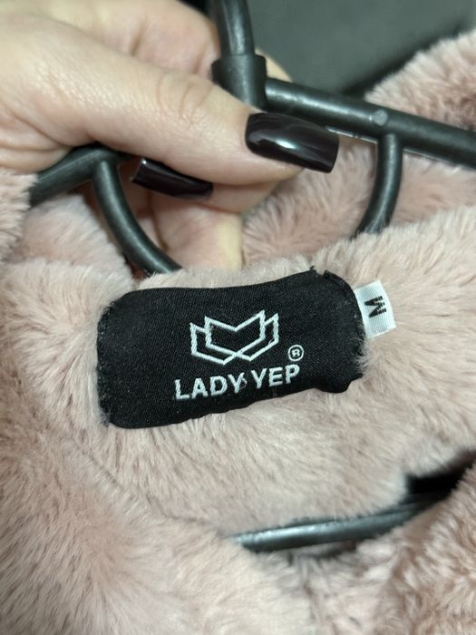 Продам теплу жіночу джинсовку